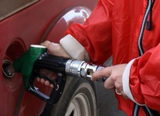 Αυξήσεις-φωτιά στα καύσιμα: 8,5% στην αμόλυβδη και 14,5% στο ντίζελ