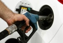 Έρχεται πλαφόν στις τιμές των καυσίμων
