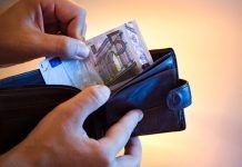 Εισόδημα κάτω από 10.000 ευρώ για το 37% των νοικοκυριών