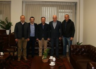 Επίσκεψη Δημάρχου και Αντιδημάρχων του Δήμου Αρριανών στον Περιφερειάρχη ΑΜΘ