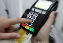 Αποδείξεις: Αφήνουν εκτός ΔΕΚΟ, τηλέφωνο και τηλεόραση