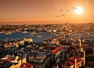 Τουρκία: Καταρρέει ο τουρισμός στην Κωνσταντινούπολη