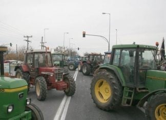 Νέες κινητοποιήσεις και μπλόκα ετοιμάζουν οι αγρότες