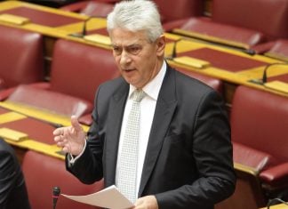 Αναφορές στη Βουλή Δημοσχάκη για ελλείψεις προσωπικού στο ΕΚΑΒ Θράκης και ελλιπές τηλεοπτικό σήμα στη ΜάκρηΑλεξανδρούπολης