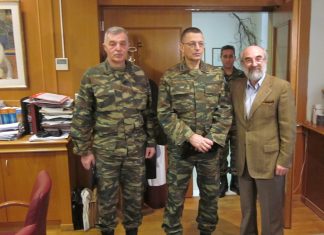 Εθιμοτυπική επίσκεψη του Αρχηγού Γ.Ε.Σ., Αντιστράτηγου Αλκιβιάδη Στεφανή, στον Δήμαρχο Αλεξανδρούπολης