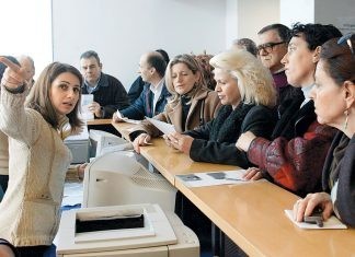 Μέχρι το Πάσχα τα πρώτα Κέντρα Ενημέρωσης και Υποστήριξης Δανειοληπτών