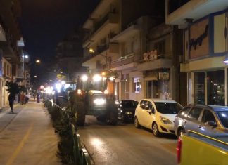 Οι αγρότες μπήκαν με τα τρακτέρ στην Κομοτηνή -video
