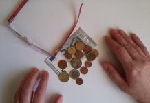 Χήρες στρατιωτικών: Μένουν χωρίς σύνταξη!