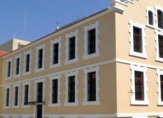 Τμήμα Ρώσικού βιβλίου στη δημοτική βιβλιοθήκη Αλεξανδρούπολης