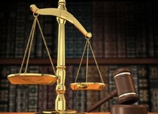 Κατάθεση αιτήσεων ακυρώσεως κατά του ασφαλιστικού νόμου από τους Δικηγορικούς Συλλόγους της χώρας