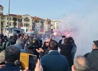 «Zootechnia»: Επεισόδια με αγρότες και ΜΑΤ στη Θεσσαλονίκη (φωτογραφίες, βίντεο)