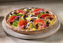 Νέα νηστίσιμη πίτσα Veggie Cheese με 100% φυτικό τυρί από την PizzaFan