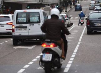 Άρειος Πάγος: Τα μηχανάκια που κινούνται ανάμεσα στις λωρίδες φταίνε σε περίπτωση ατυχήματος