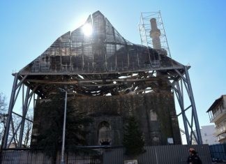 Τι λέει ο Σύλλογος Ελλήνων Αρχαιολόγων μετά την καταστροφική πυρκαγιά στο τέμενος Βαγιαζήτ