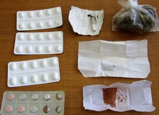 Σύλληψη 2 ημεδαπών για κατοχή ναρκωτικών
