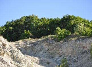 Δόθηκε η άδεια εκμετάλλευσης του ζεόλιθου Πετρωτών