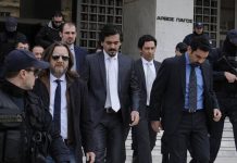 Το νέο «σίριαλ» για την έκδοση των 8 Τούρκων στρατιωτικών