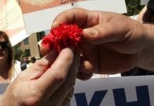 Ποιες επιχειρήσεις εξαιρούνται από την αργία της Πρωτομαγιάς και τι ισχύει με τις αμοιβές