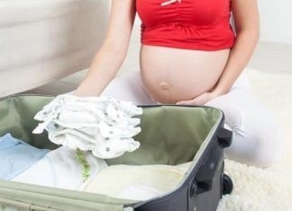 Λίγο πριν γεννήσεις: Να τι πρέπει να έχει η βαλίτσα για το μαιευτήριο