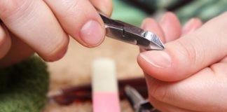 Απίστευτο: Μάθε πώς θα φύγουν τα πετσάκια από τα νύχια