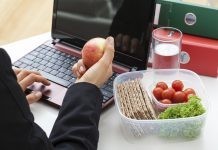 Μάθε τι περιέχει η καλύτερη δίαιτα γραφείου!