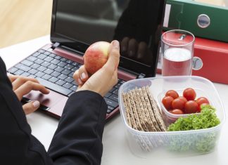 Μάθε τι περιέχει η καλύτερη δίαιτα γραφείου!