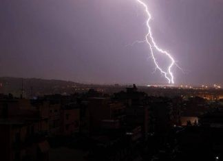 Με καταιγίδες, πτώση της θερμοκρασίας και μποφόρ η Τετάρτη