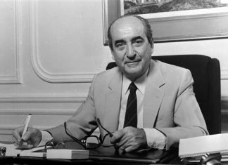 Τετραήμερο δημόσιο πένθος – Με τιμές εν ενεργεία πρωθυπουργού η κηδεία Μητσοτάκη