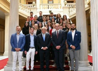 Ιδιαίτερη τιμή η εμφάνιση της Χορευτικής Ομάδας Φοιτητών Ορεστιάδας στον Πρόεδρο της Δημοκρατίας