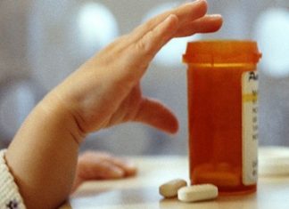 Έπαθε το παιδί σου δηλητηρίαση; Μάθε τι πρέπει να κάνεις αμέσως