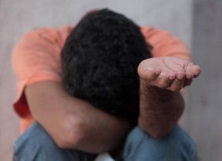 Σε κίνδυνο φτώχειας το 35,6% του πληθυσμού της Ελλάδας το 2016
