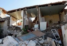 Συνεχείς μετασεισμοί στη Μυτιλήνη, μια νεκρή και τεράστιες καταστροφές