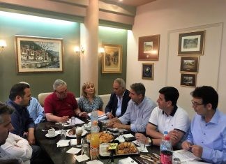 Ιστορική Συνάντηση των Επιμελητηρίων Β. Ελλάδος με “Σήματα Καπνού”