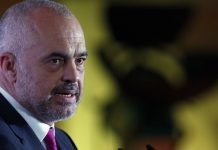 Αλβανία: Θριαμβευτής των εκλογών ο Έντι Ράμα