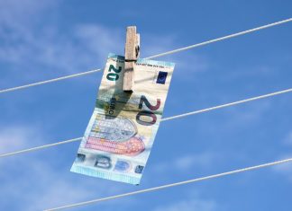 Πώς τα νέα Ειδικά Μισθολόγια βάζουν φωτιά στα Ασφαλιστικά Ταμεία