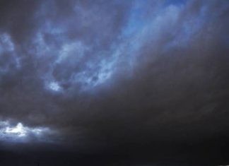Άστατος καιρός με βροχές και καταιγίδες σήμερα Κυριακή