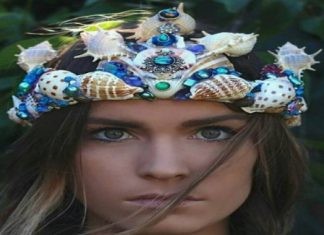 Στόλισε τα μαλλιά το καλοκαίρι με αυτά τα αξεσουάρ