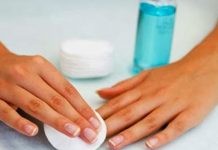 Σου τελείωσε το ασετόν και θέλεις να ξεβάψεις τα νύχια σου; Δες τι μπορείς να κάνεις