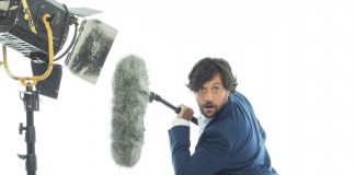 Η θεατρική παράσταση “Πέτρες στις τσέπες του” σε Αλεξανδρούπολη και Κομοτηνή