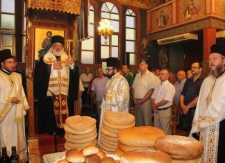 Σε εποχή αποστασίας…