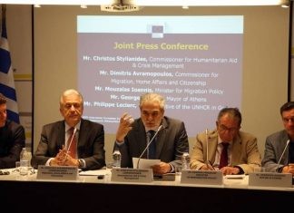 Στυλιανίδης, Αβραμόπουλος: 30.000 πρόσφυγες σε σπίτια, μέχρι το τέλος του 2017