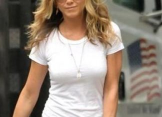 Λευκό t-shirt: Το απόλυτο καλοκαιρινό trend για hot εμφανίσεις