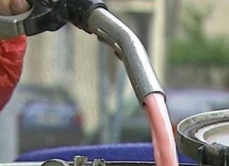Σοκ και δέος: Εκτοξεύτηκαν οι τιμές στο πετρέλαιο, άγγιξε τα 120 δολάρια το Brent