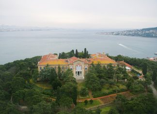 Θεολογική Σχολή Χάλκης: Η Τουρκία δηλώνει έτοιμη, «το μπαλάκι» στο Οικουμενικό Πατριαρχείο και την Ελλάδα