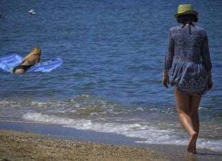 Καιρός αύριο: Ηλιοφάνεια σε όλη τη χώρα με θερμοκρασίες έως 35 βαθμούς