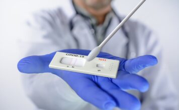 25 θετικά rapid test στην Ορεστιάδα και 13 στην Αλεξανδρούπολη χθες Τετάρτη 8/3