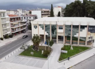 Αντιπαράθεση για το έργο Τηλεφροντίδας στην ΑΜΘ – «Δεν πειραματιζόμαστε με ανθρώπινες ζωές» απαντά η Περιφερειακή Αρχή