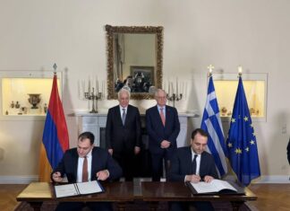 Χρήστος Δερμεντζόπουλος: Κατάθεση στεφάνου και Μνημόνιο Κατανόησης με την Αρμενία