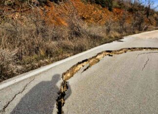 Έβρος: Κλειστός ο δρόμος Λουτρού – Δαδιάς λόγω καθίζησης από πλημμύρες