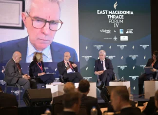 Κάθετος Άξονας: «Κλειδί» η τιμολόγηση για την ανταγωνιστικότητα – Στο τραπέζι δεύτερο FSRU στην Αλεξανδρούπολη